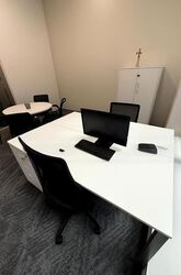 Robinson 77 (D1), Office #497129781